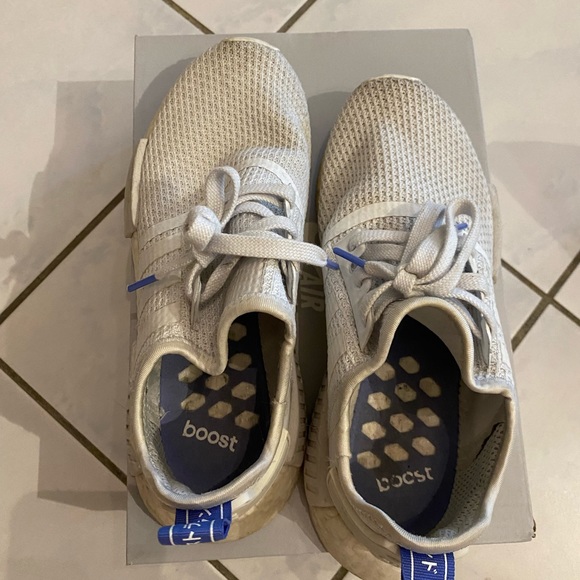 White Adidas NMDs | White running shoes size 7 - Picture 3 of 3
